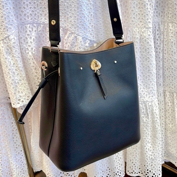 kate spade Handbags - Like New Kate Spade Marti Bucket Bag Two Way Pebbled Leather Crossbody In Black